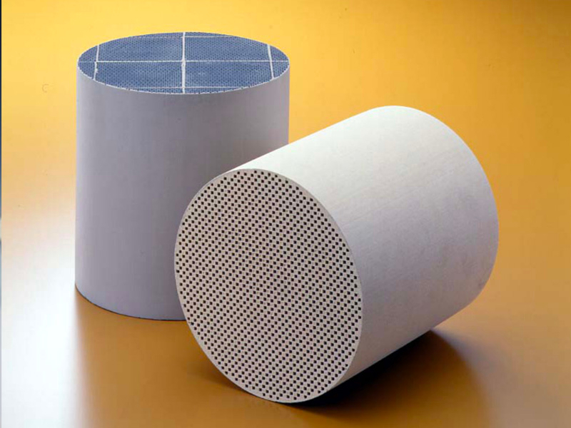 Cordierite and silicon carbide DPF